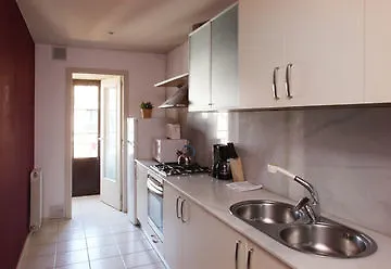 Mh Guell Apartments Barcelona 3*,  Spanien