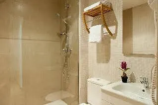 Mh Guell Apartments Barcelona